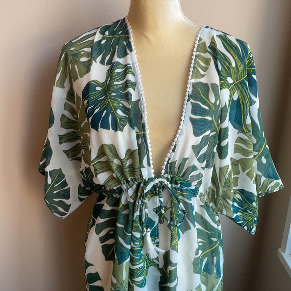 Club Z Collection Wimens Green Tropical SWim Beach Cover up Leaves Sz XL - Picture 3 of 6